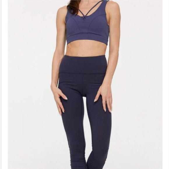 NWT J. ING Activewear Cross Front Strappy Sports Bra Size Large - Picture 8 of 16